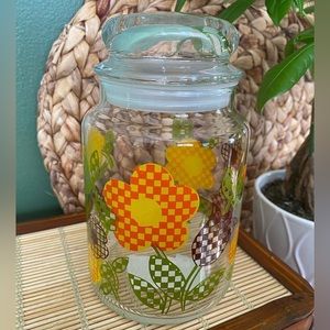 Vintage 1970 Anchor Hocking Canister